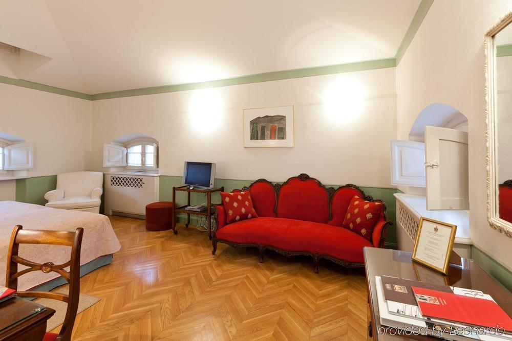 Albergo Пьетразанта Номер фото